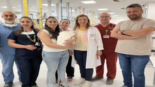 10 binde bir doğumda görülüyordu, Akça bebeğin onikiparmak bağırsağı iyileşti