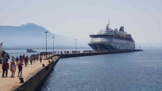 13 yıl aradan sonra İsrailli turist taşıyan ilk gemi Alanya Limanına demir attı