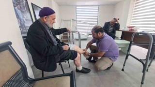 1967 yılında gazi olan adama 77 yaşında protez bacak takıldı