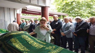 5. kattan düşerek hayatını kaybeden CHP Rize Kadın Kolları eski Başkanı son yolculuğuna uğurlandı