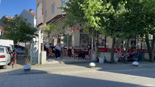 Acemi şoför masayı dağıttı