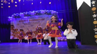 Adana Büyükşehir Belediyesinin kreşlerinde eğitim gören minikler mezun oldu