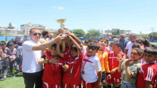 Adıyamanda öğrenciler arası futbol turnuvası düzenlendi