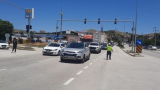 Afyonkarahisar- Antalya karayolunda trafik yoğunluğu yaşanıyor