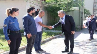 Ağrı Emniyet Müdürü Aydından şehit ailesine ve görev başındaki polislere bayram ziyareti