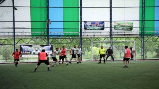 Ağrıda Geleneksel Öğretmenler Arası Futbol Turnuvası