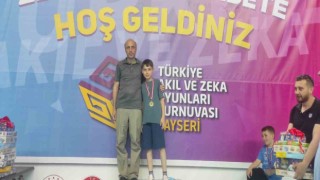 Akıl ve Zeka Oyunları Türkiye Şampiyonası birincisi Bursadan çıktı