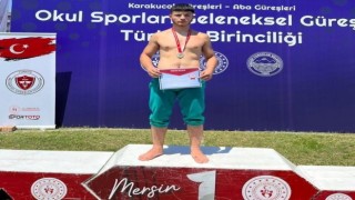 Altınova sporcular kürsüleri işgal etti