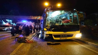 Amasyada yolcu otobüsü tıra çarptı: 5 yaralı