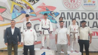 Anadolu Yıldızlar Ligi Judo grup müsabakalarında büyük başarı elde ettiler