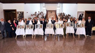 Anadolunun ilk lisesinde öğrencilerin eserleri büyük beğeni topladı