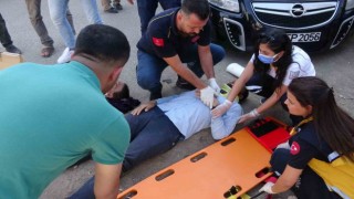 Aniden dönen otomobil kazaya neden oldu: 2 yaralı