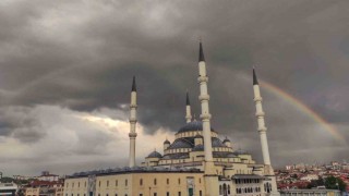 Ankarada gökkuşağı kartpostallık görüntüler oluşturdu