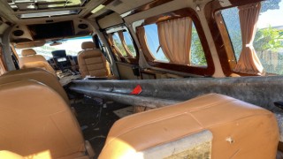 Antalyada dehşete düşüren kaza: Minibüsün içinden bariyer geçti