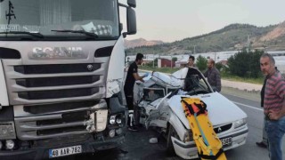 Antalyada trafik kazası: 1 ölü, 2 yaralı