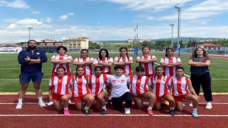 Antalyaspor Ragbi Kadın Takımından çeyrek final