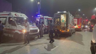 Arnavutköyde 5 katlı binanın çatı katında yangın çıktı