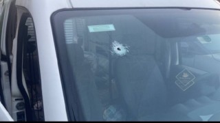 Ataşehirde cadde ortasında kurşun yağdırdılar: 1 yaralı