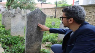 Aydında 212 yıl önce dikilen mezar taşı, 250 yıllık külliyenin tarihine ışık tutuyor