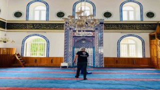 Aydında camiler bayrama hazır