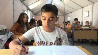 Azmettiler başardılar: Depremzede öğrenciler LGSden tam puan bekliyor