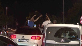 Bağdat Caddesinde kupa coşkusu