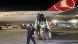 Bakan Yerlikaya duyurdu: Kırmızı bültenle aranan yabancı uyruklu 2 suç örgütü üyesi İstanbulda yakalandı