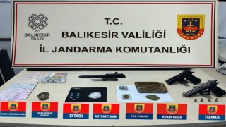 Balıkesirde jandarmadan uyuşturucu operasyonu: 17 gözaltı