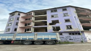 Banazın meşhur perili evi yerle bir oldu