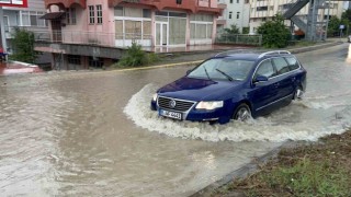 Bartında sağanak hayatı olumsuz etkiledi