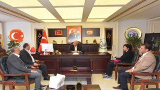 Başkan Bakkalcıoğlu DİSK Genel-İş Sendikası yöneticileri ile bir araya geldi