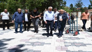 Başkan Başdeğirmen, Anadolu Mahallesi Camisinde çalışmaları inceledi