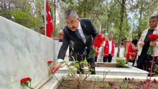 Bayram Arifesinde Şehit Kabirleri Ziyaret Edildi
