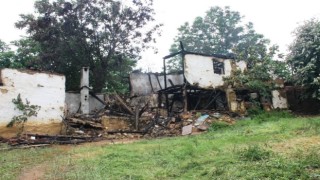 Bigada yalnız yaşayan kadın evinde çıkan yangında hayatını kaybetti