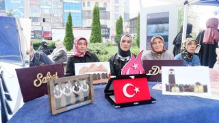 Bir yıllık emeklerini sergilediler