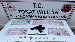 Bohçacı kılığındaki hırsızlık şüphelileri gözaltına alındı