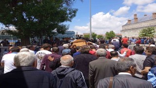 Boşanma aşamasındaki kocası tarafından öldürülen doktor son yolculuğuna uğurlandı