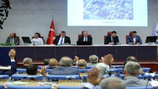 Büyükşehir Meclisinden depremde hasar alan Adıyaman Belediyesine hibe desteği