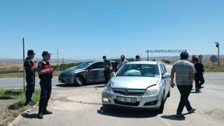 Çankırıda iki otomobil çarpıştı: 1 yaralı