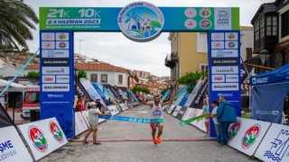 Çeşmede ilk kez düzenlenen Salomon Çeşme Yarı Maratonunda kazananlar belli oldu