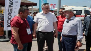 Çolakbayrakdar, kurban kesim ve satış yerini ziyaret etti