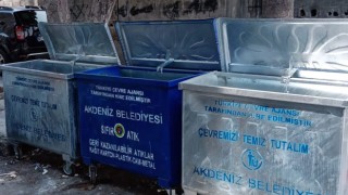 Çöp konteynerleri yenisiyle değiştiriliyor