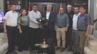 Cücenoğulları Derneği, Adana BŞB Başkanı Karalar’ı ziyaret etti