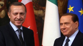 Cumhurbaşkanı Erdoğan, Berlusconi için yazdı