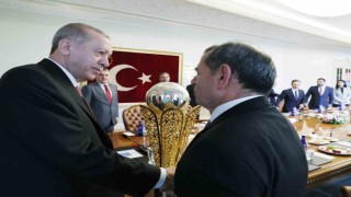Cumhurbaşkanı Erdoğan şampiyon Galatasara'ı kökşkete kabul etti.