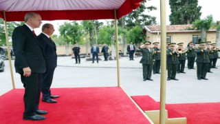 Cumhurbaşkanı Erdoğan, KKTCde resmi törenle karşılandı