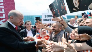 Cumhurbaşkanı Erdoğana KKTCde yoğun ilgi