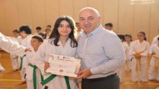 Darıcanın başarılı sporcuları kuşak atladı