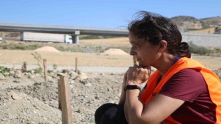 Deprem mezarlığı yardımsever İspanyolların yüreklerini burktu