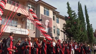 Devrek Anadolu lisesinden mezuniyet töreni